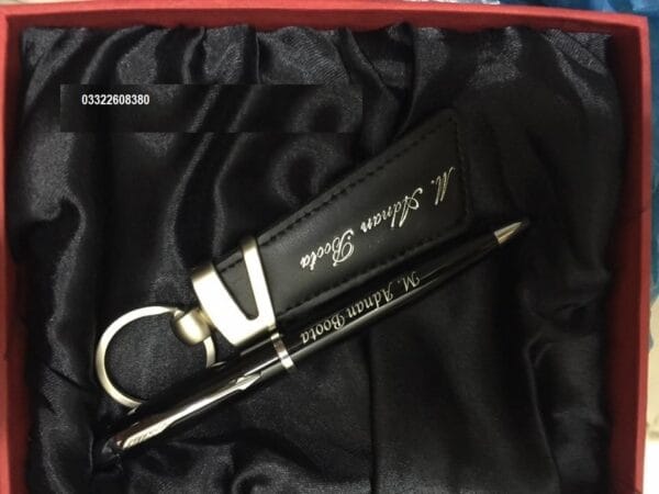 CUSTOMIZED BLACK NAME ON KEY CHAINS AND PEN WITH BOX - Image 3